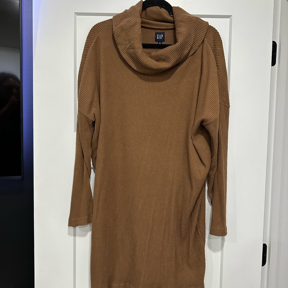 GAP Women's Tan Cowl Neck Sweater